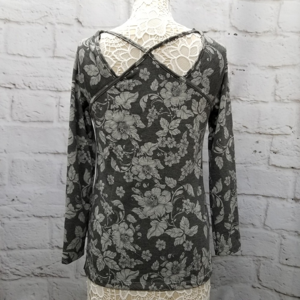 Lemon Tart Kadari Criss Cross Back Knit Top